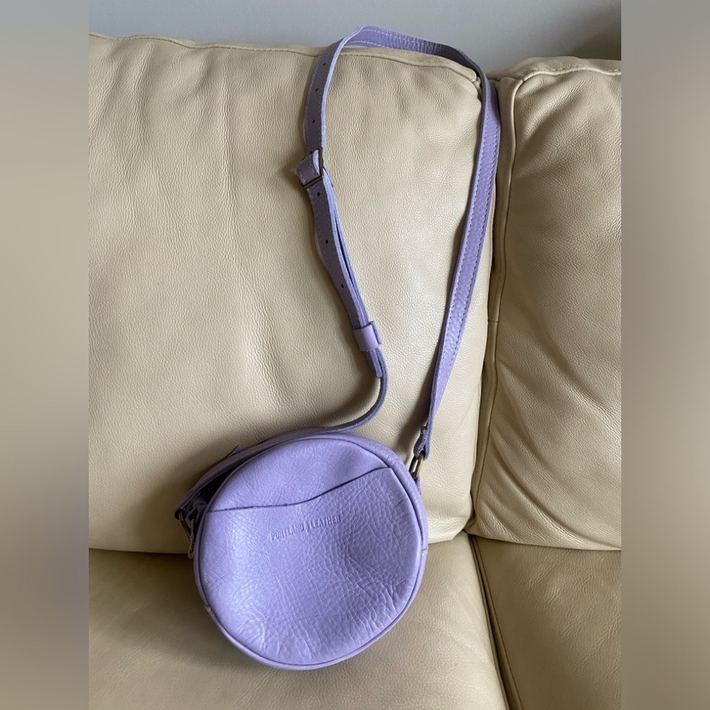 Portland leather circle bag